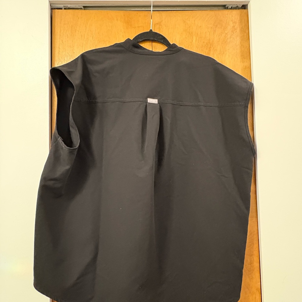 Figs Rafaela Oversized Scrub Top - Picture 2 of 5